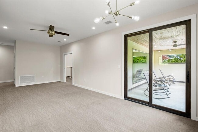Building Photo - 500 Laurel Valley Rd