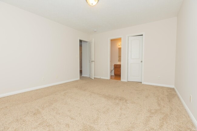 Building Photo - 4920 Penrose Dr