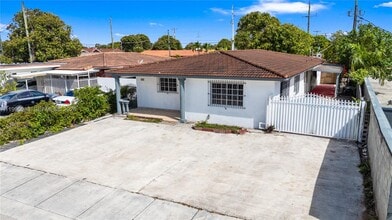 Building Photo - 361 E 39th St