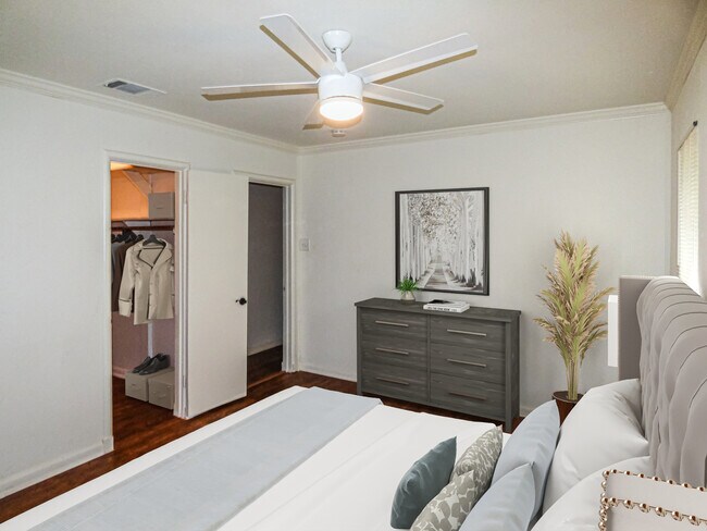 Building Photo - 5511 Winton St