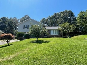 Building Photo - 4045 Old Mayfield Rd