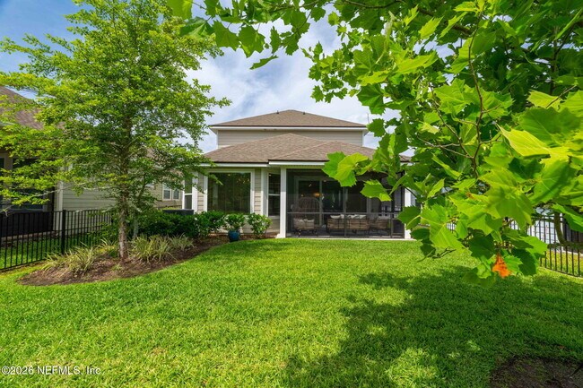 Building Photo - 381 Pioneer Village Dr