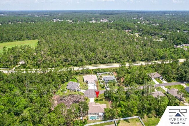 Building Photo - 13 Sleigh Bell Pl