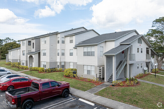 Additional Building View - Ponte Verde At Palm Beach Lakes