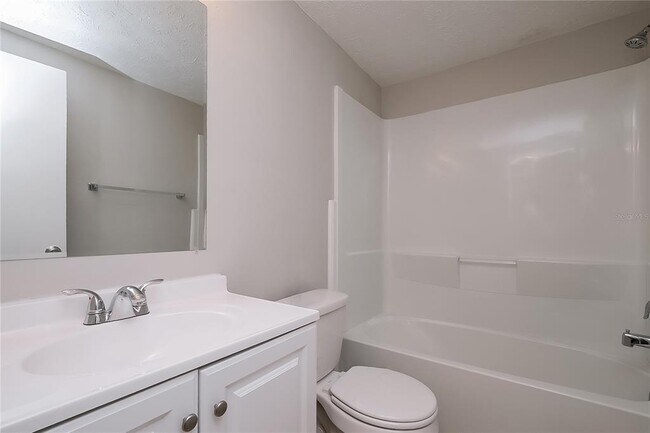 Building Photo - 7226 Exemplar Dr
