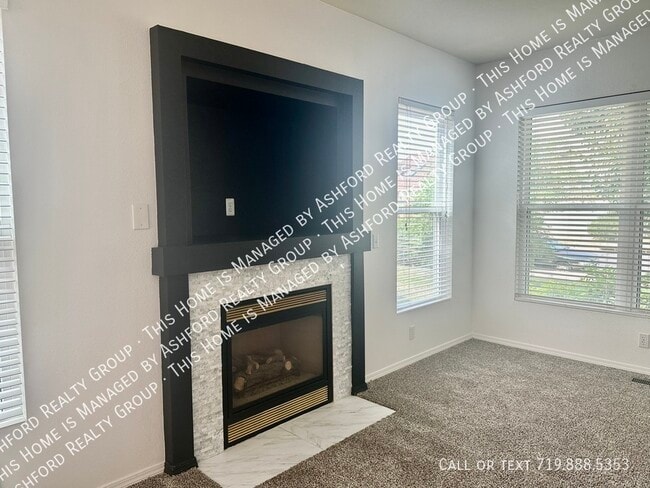 Building Photo - 8295 St Helena Dr