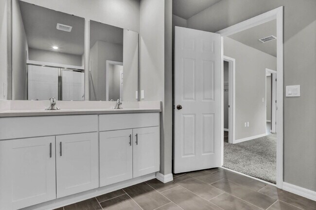 Building Photo - Available on July 10th! Modern Energy-Efficient Home in Gated Cagan Crossing