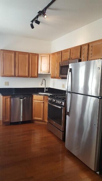 Kitchen View #1 - 2632 Oakford St