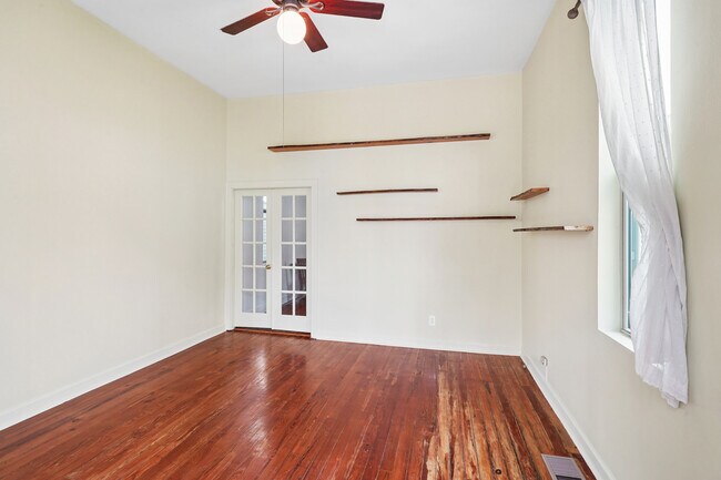 Building Photo - 131 Brooklyn Ave