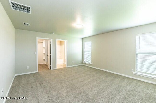 Building Photo - 13703 Sherman Ave