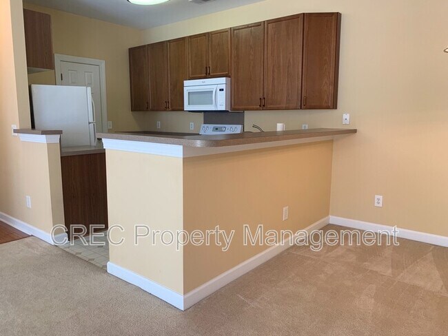 Building Photo - 1415 Belcourt Ln