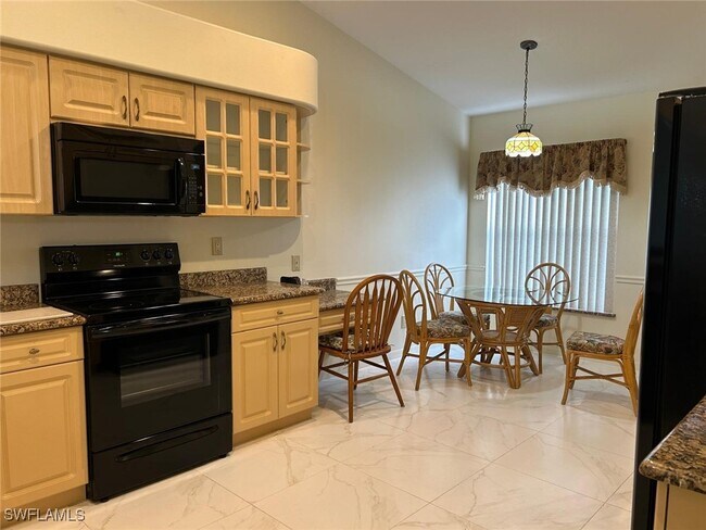 Building Photo - 8220 Ibis Cove Cir