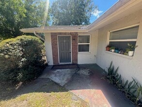 Building Photo - 3194 Green Acres Ave