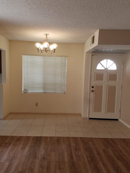 Building Photo - 13294 Wimberly Sq