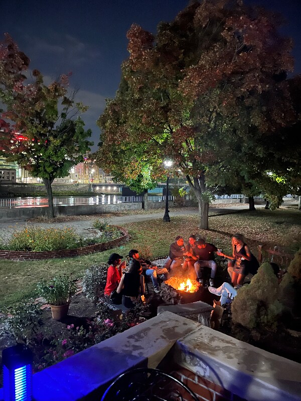 Building Photo - 11 Linwood St