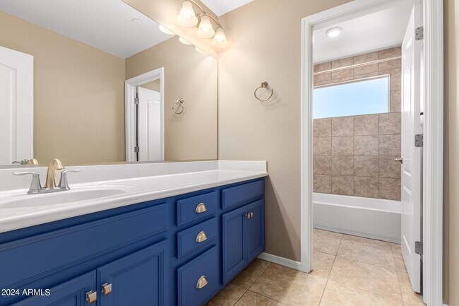 Building Photo - 14549 S 178th Dr