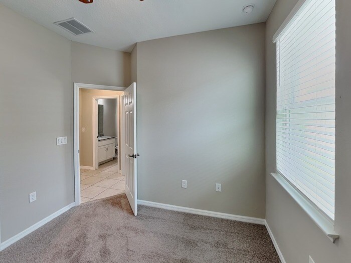Building Photo - 1403 Flatwood St
