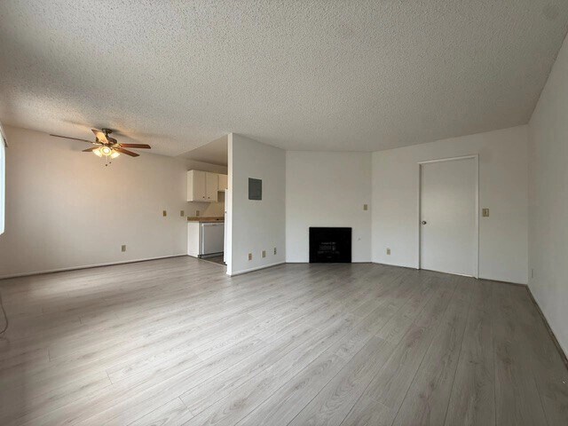 Interior Photo - 3671 Veteran Avenue,