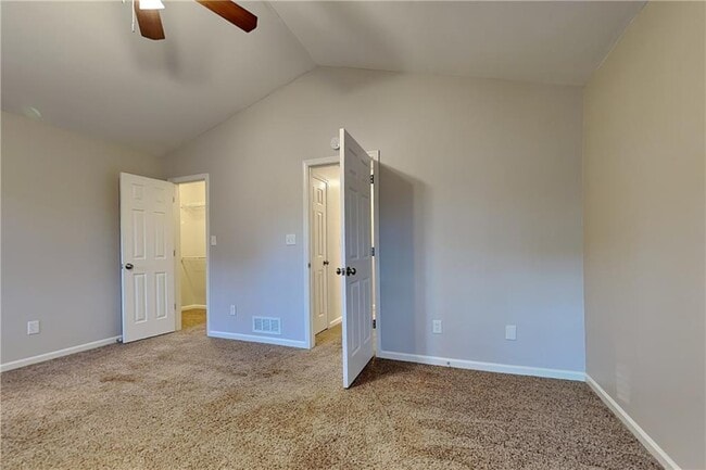 Building Photo - 3887 Spring Meadow Dr