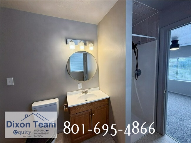 Building Photo - 1022 Southwell St