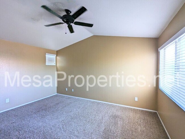 Building Photo - 14747 Amber Ct