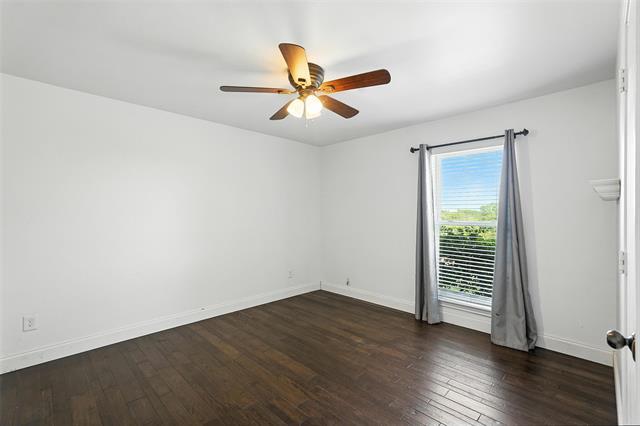 Building Photo - 7938 Fair Oaks Ave