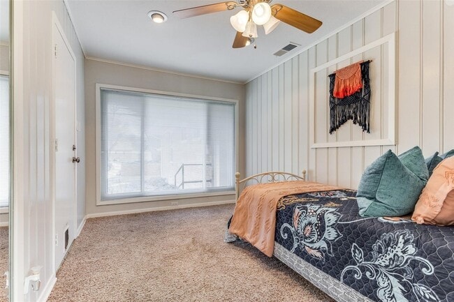 Building Photo - 3129 Old Orchard Rd