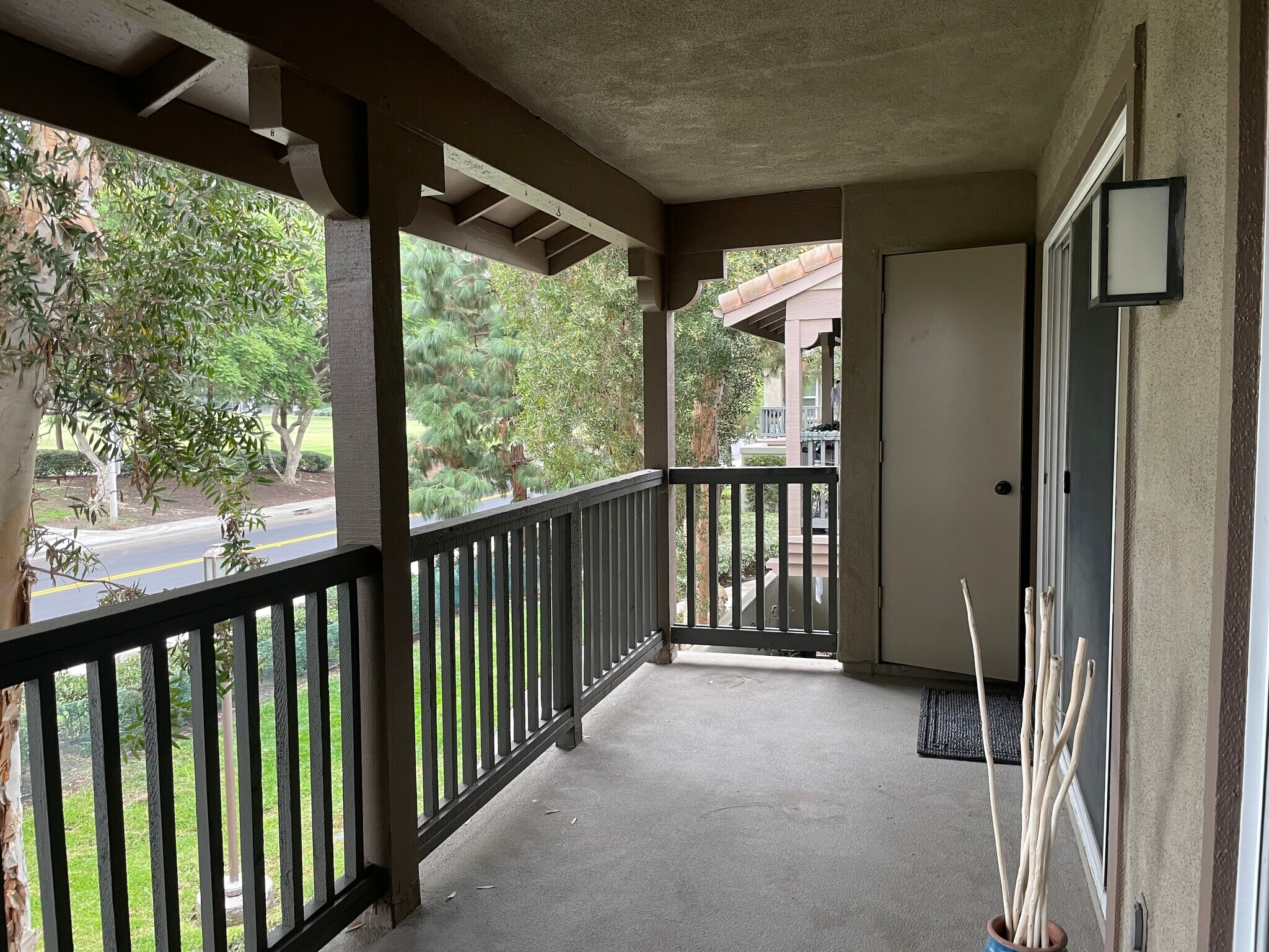 Balcony with view of park - 2800 Keller Dr