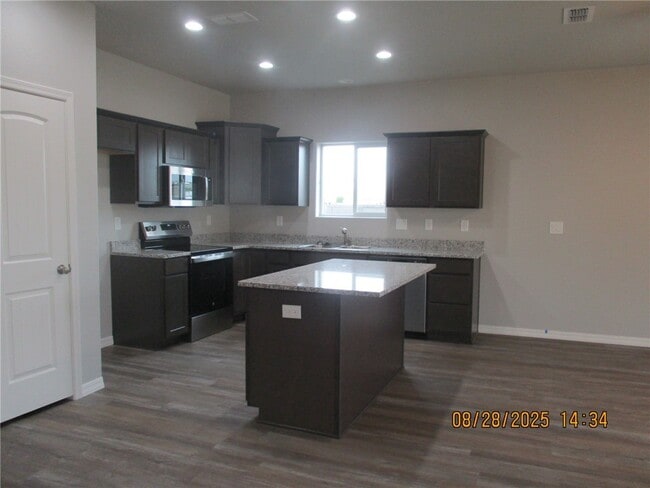 Building Photo - 6194 S Pawnee Ct