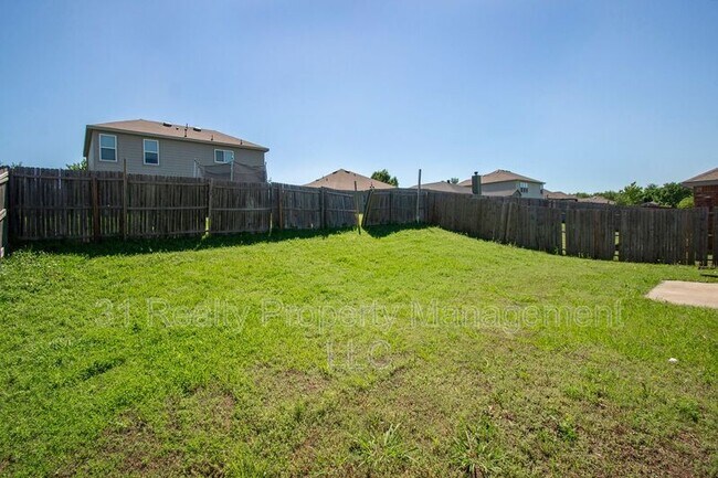 Building Photo - 1407 Swan Ridge Dr