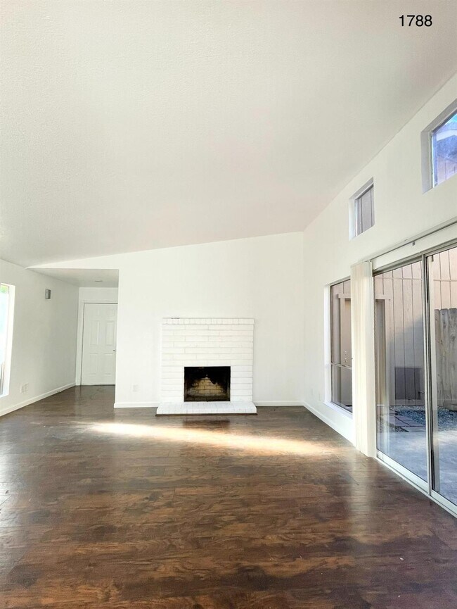 Building Photo - 1788 Long Barn Way