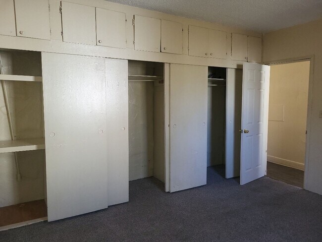 Building Photo - 420 14th St