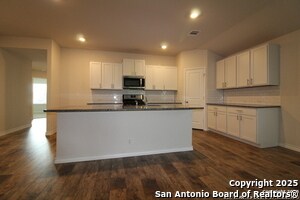 Building Photo - 191 Amethyst Woodstar