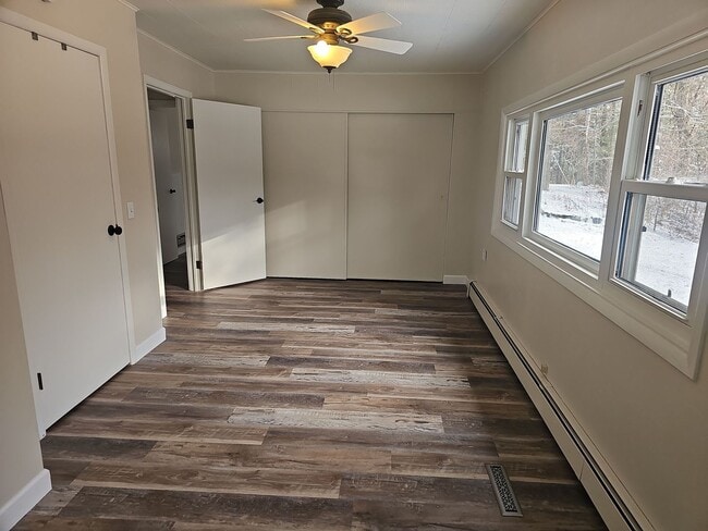 Building Photo - 3 bedroom 3 bath!!!~