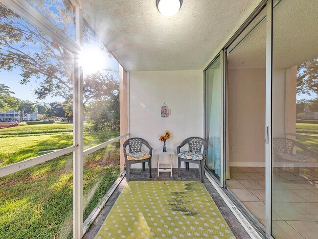 Building Photo - 9451 Evergreen Pl