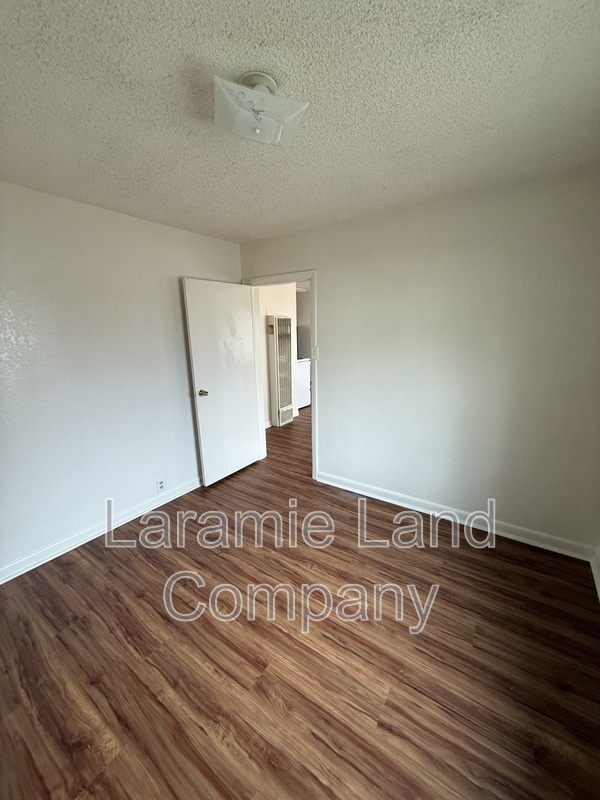 Building Photo - 859 N 4th St