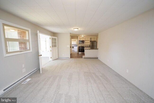 Building Photo - 14880 Concord Rd