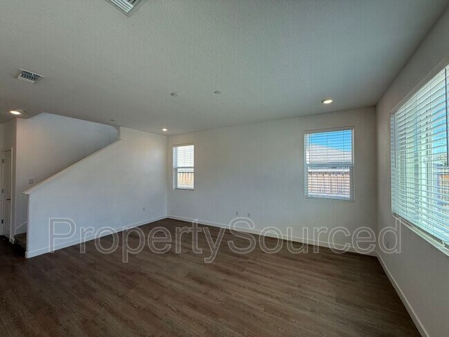 Building Photo - 754 Shearwater Rd