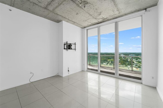 Building Photo - 3470 E Coast Ave