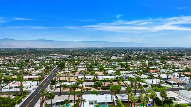 Building Photo - 71520 Gardess Rd