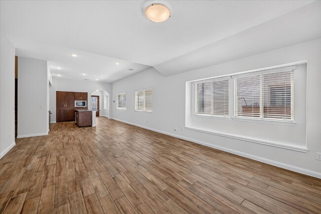 Building Photo - 1261 Rosebush Rd