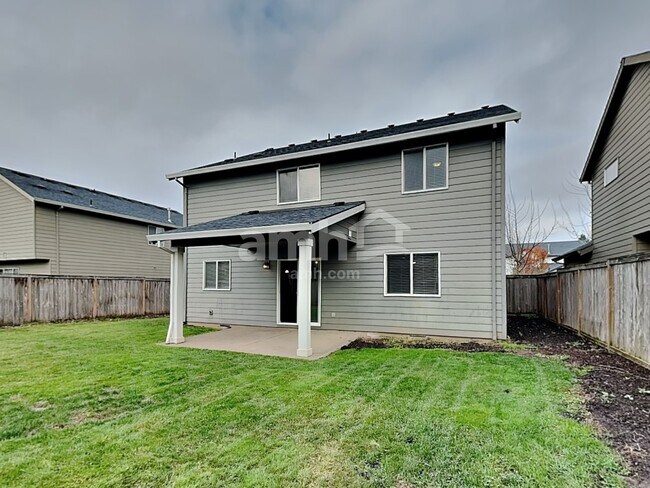 Building Photo - 468 Tulip Ave