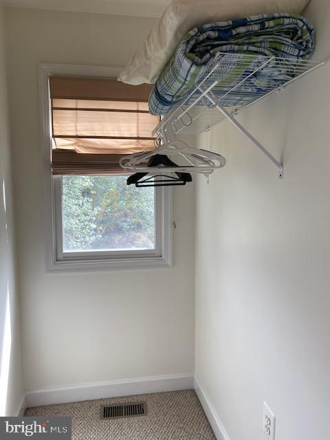 Building Photo - 1420 Riverside Dr