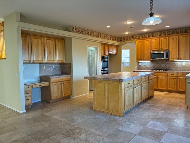 Building Photo - Stunning 4-bedroom hilltop residence nestled in the desirable upper Corona