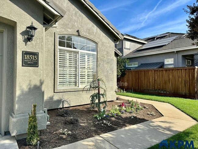 Building Photo - 18515 Monte Vista Dr