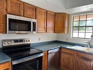 Building Photo - 5950 N 78th St