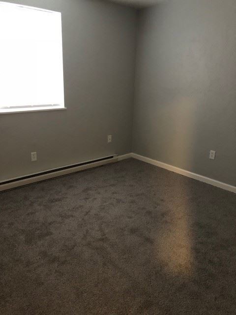 Building Photo - 2 br, 1.5 bath House - 1751 BARON DRIVE