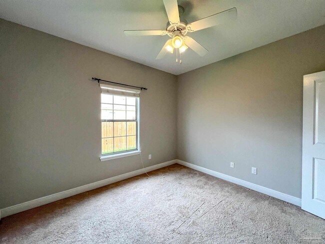 Building Photo - 8776 Bradfield Dr