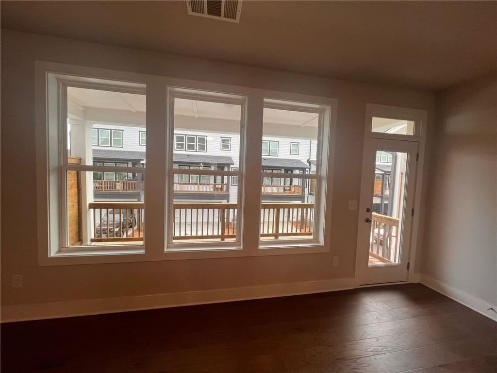 Building Photo - 1220 Waterfall Ct