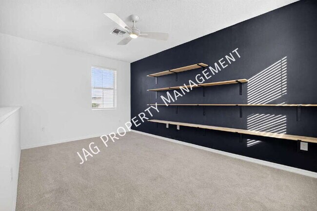 Building Photo - 2199 Emerald Springs Dr